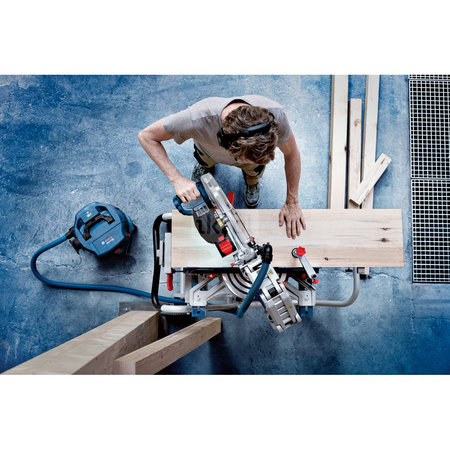 Ukośnica GCM 18V-305 GDC