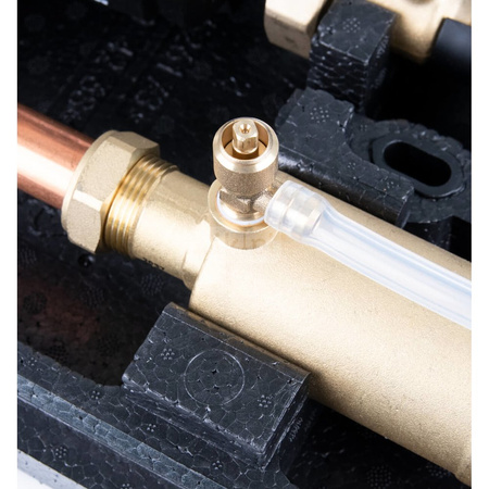 Grupa pompowa AFRISO PrimoSol 130-4 GZ 3/4'' x 3/4'', z izolacją