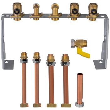 Pozioma płyta montażowa z trzema zaworami odcinającymi oraz z osłoną dolną kotła.