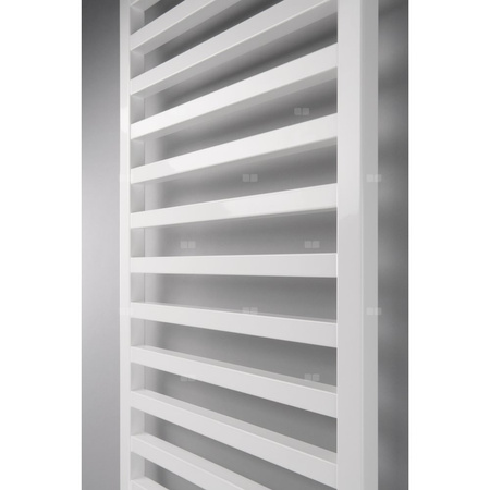 Grzejnik elektryczny ZEHNDER Quaro 1865 x 600 mm, kolor inox, moc 600 W