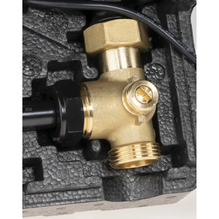 Grupa pompowa AFRISO BPG 241 GZ x nakrętka 1'' x 1'', z pompą obiegową, z siłownikiem arm 141